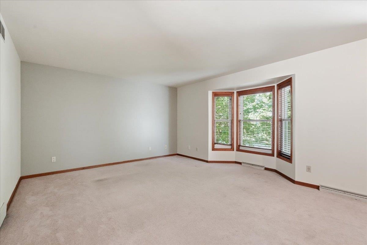 2813 Maple Grove Drive