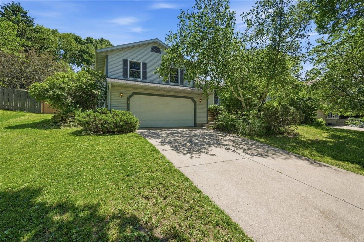 2813 Maple Grove Drive