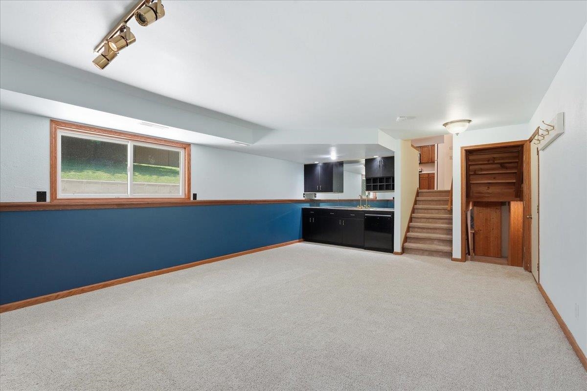 2813 Maple Grove Drive