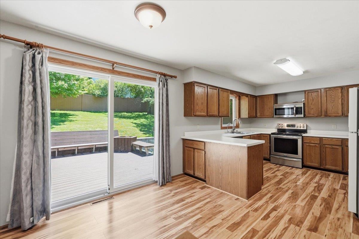 2813 Maple Grove Drive
