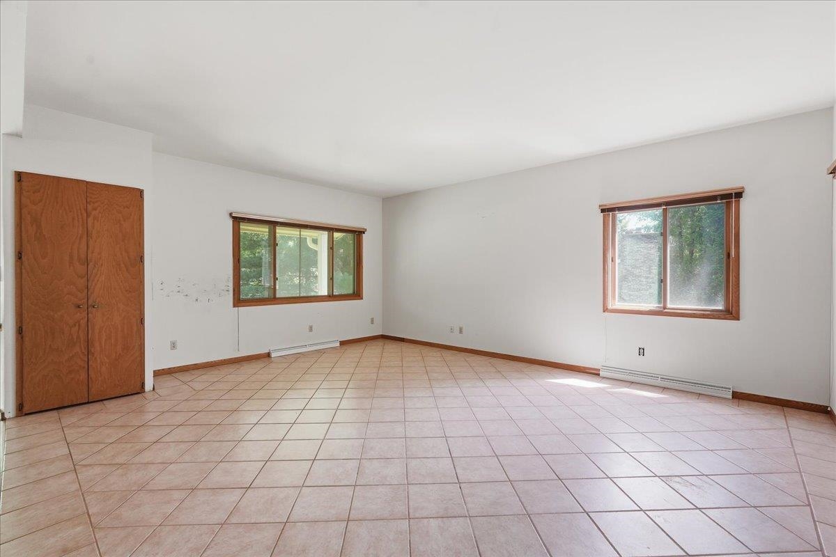 4938 Hickory Trail