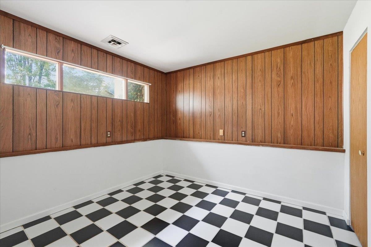 4938 Hickory Trail