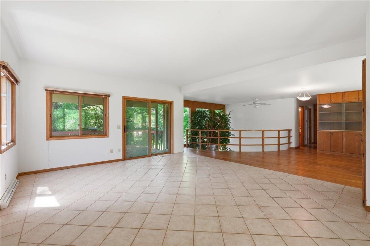 4938 Hickory Trail