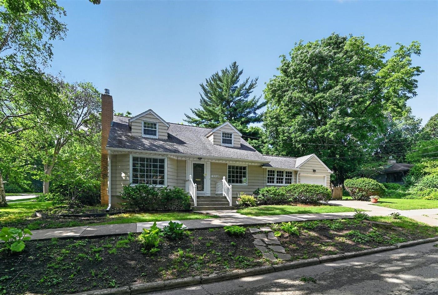 4105 Chippewa Drive