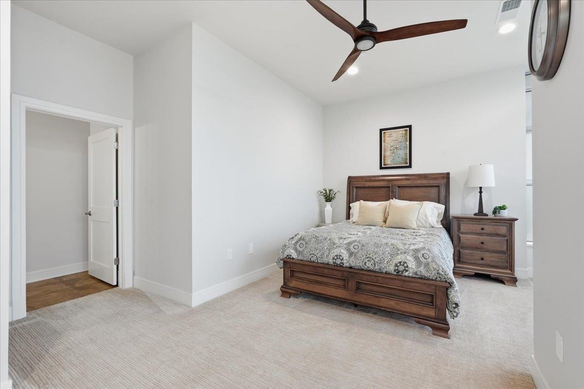 625 N Segoe Road 1100