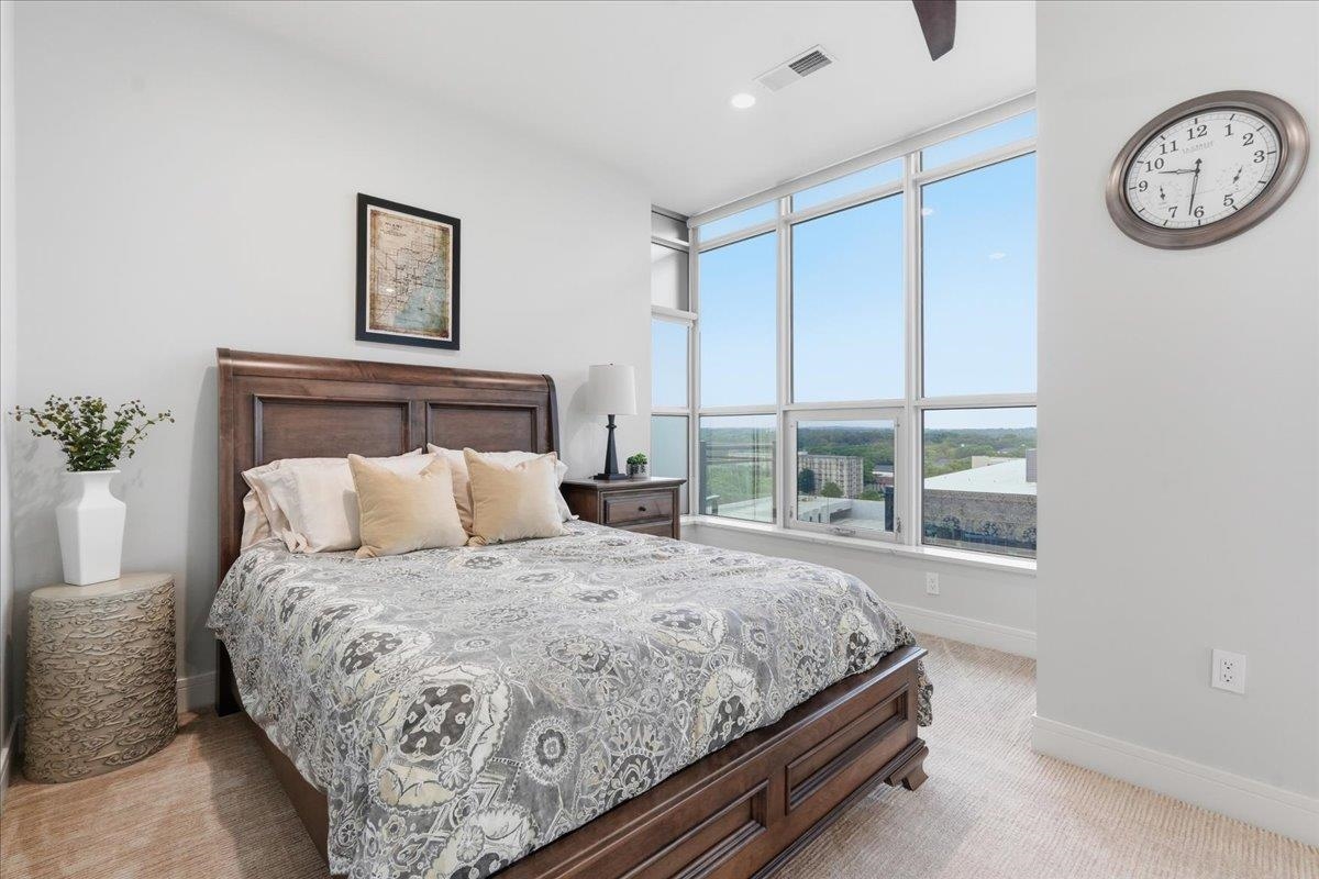 625 N Segoe Road 1100