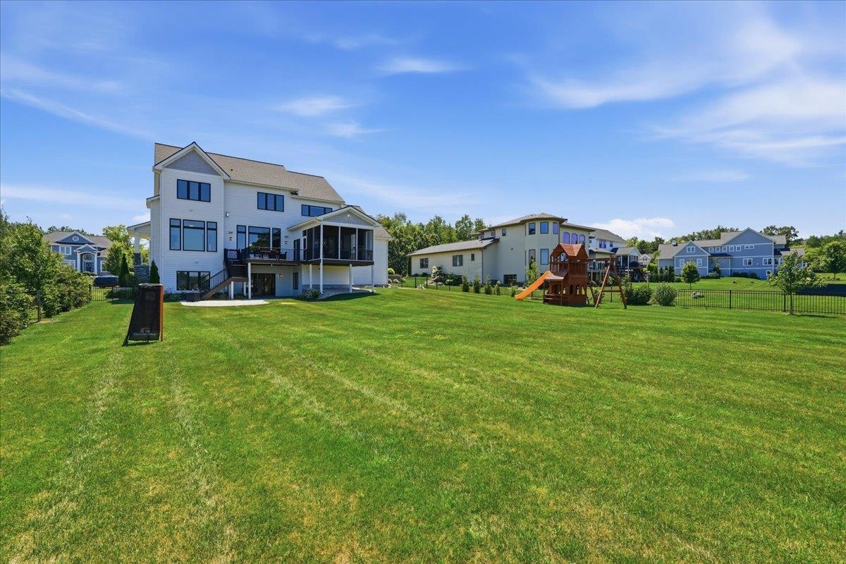 7616 Tumbledown Trail