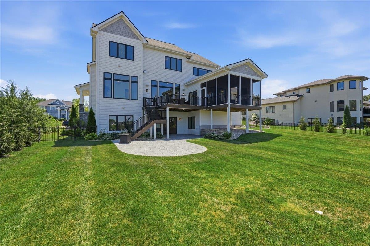 7616 Tumbledown Trail
