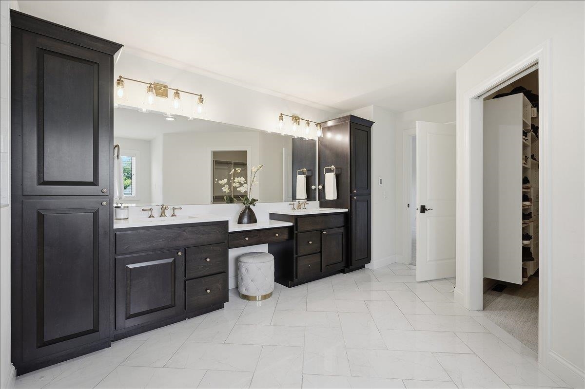 7616 Tumbledown Trail
