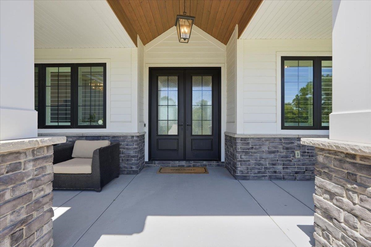 7616 Tumbledown Trail