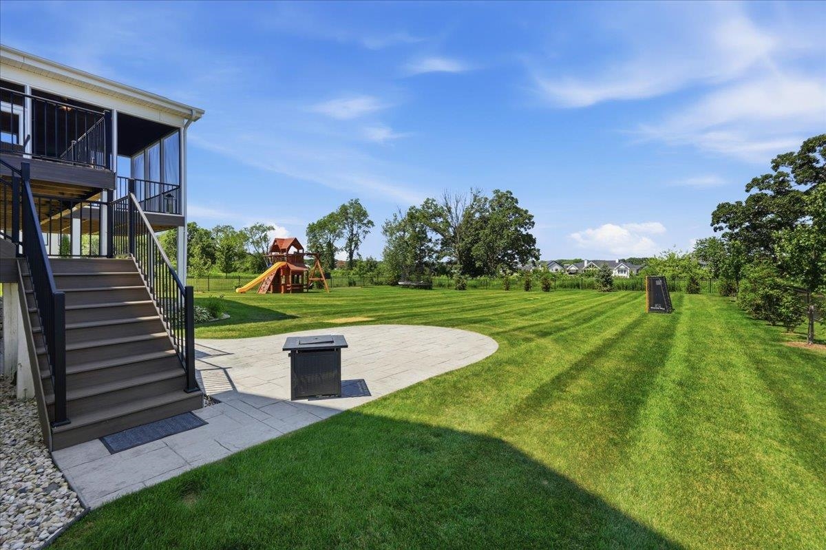 7616 Tumbledown Trail