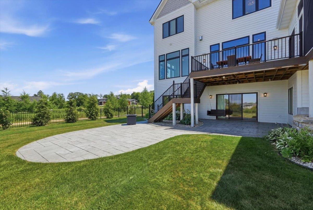 7616 Tumbledown Trail