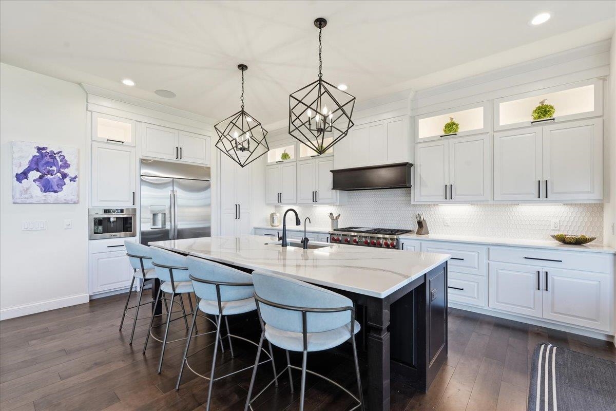 7616 Tumbledown Trail