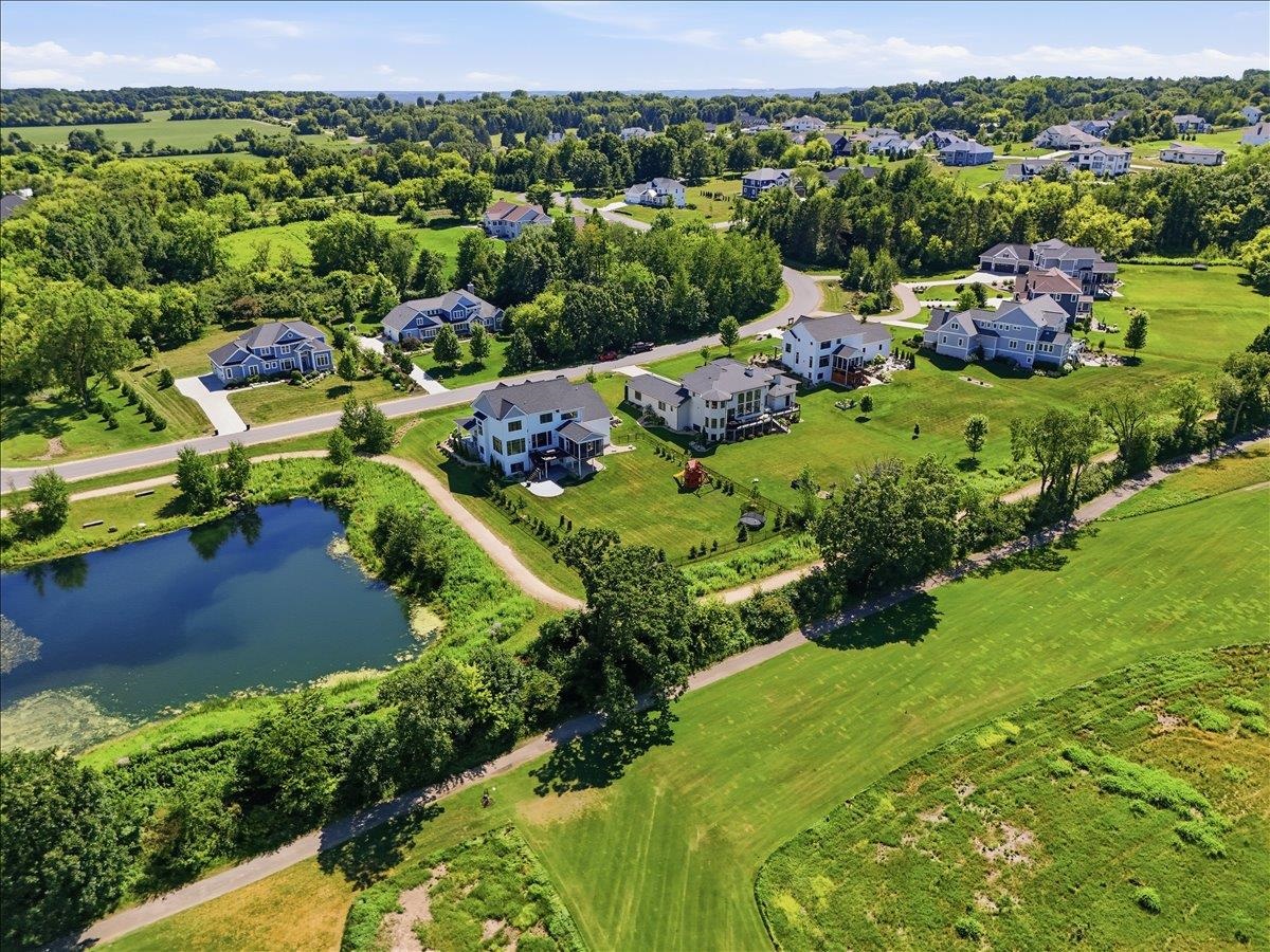7616 Tumbledown Trail
