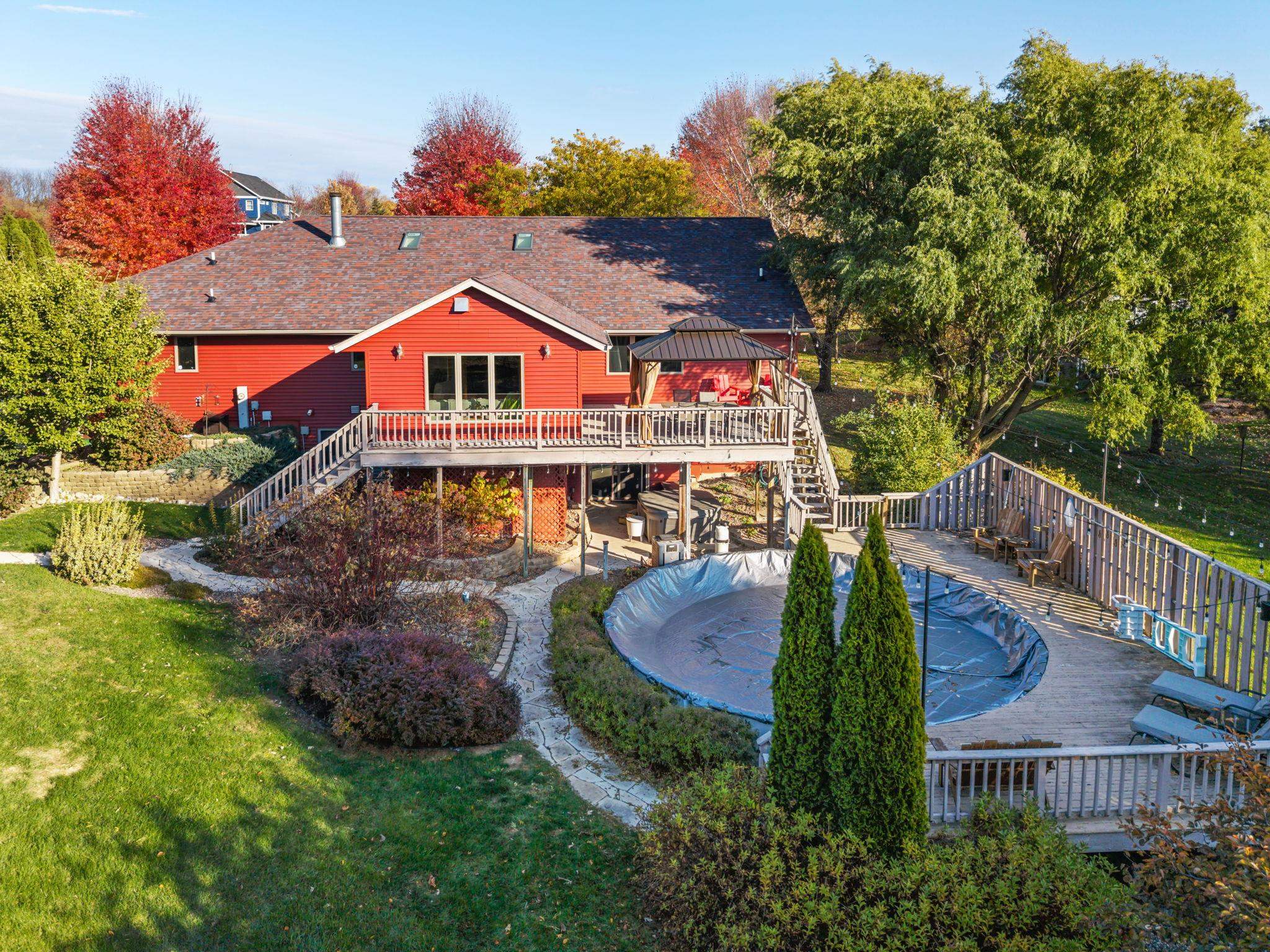 8109 N Robert Drive