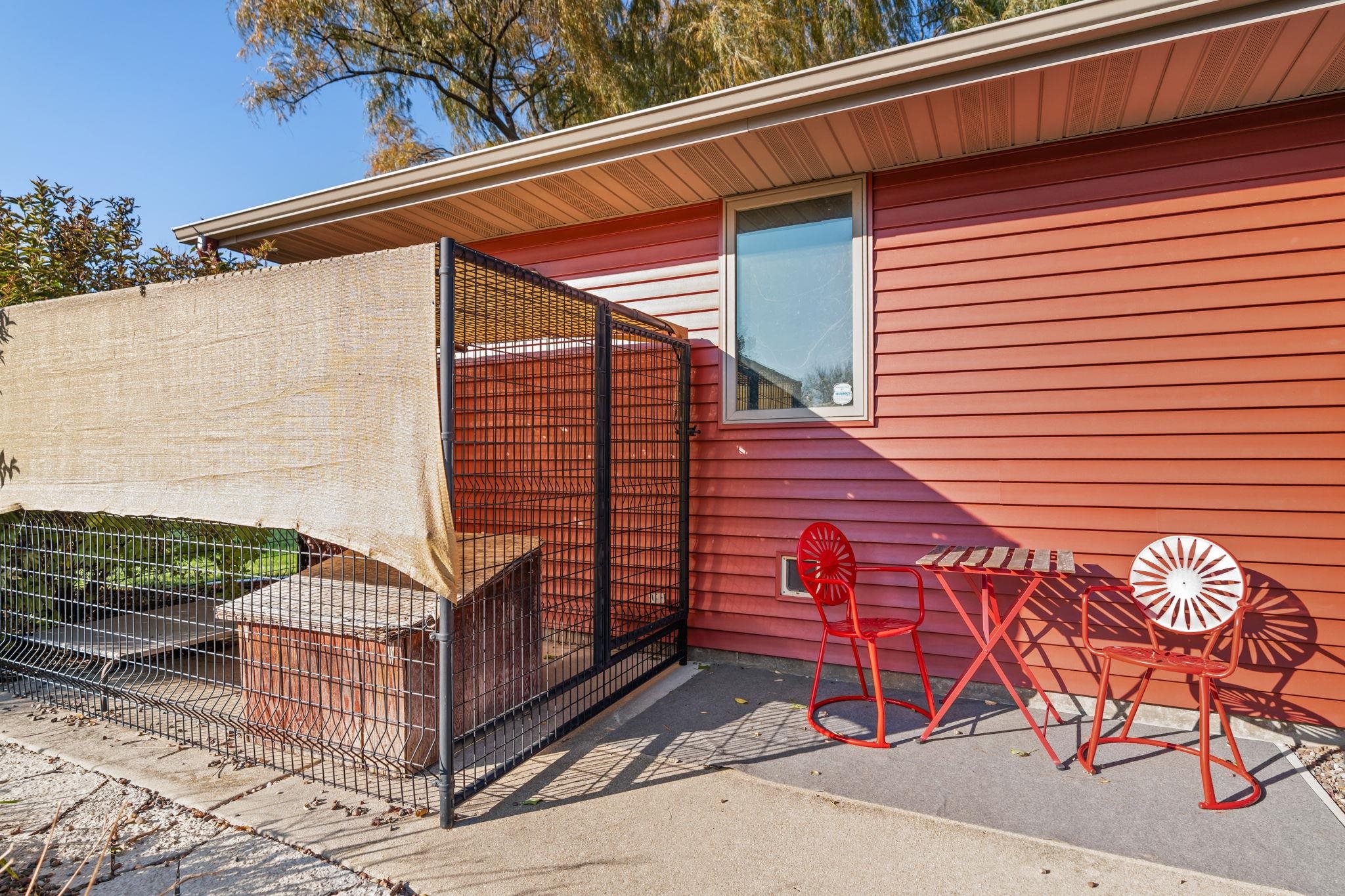 8109 N Robert Drive