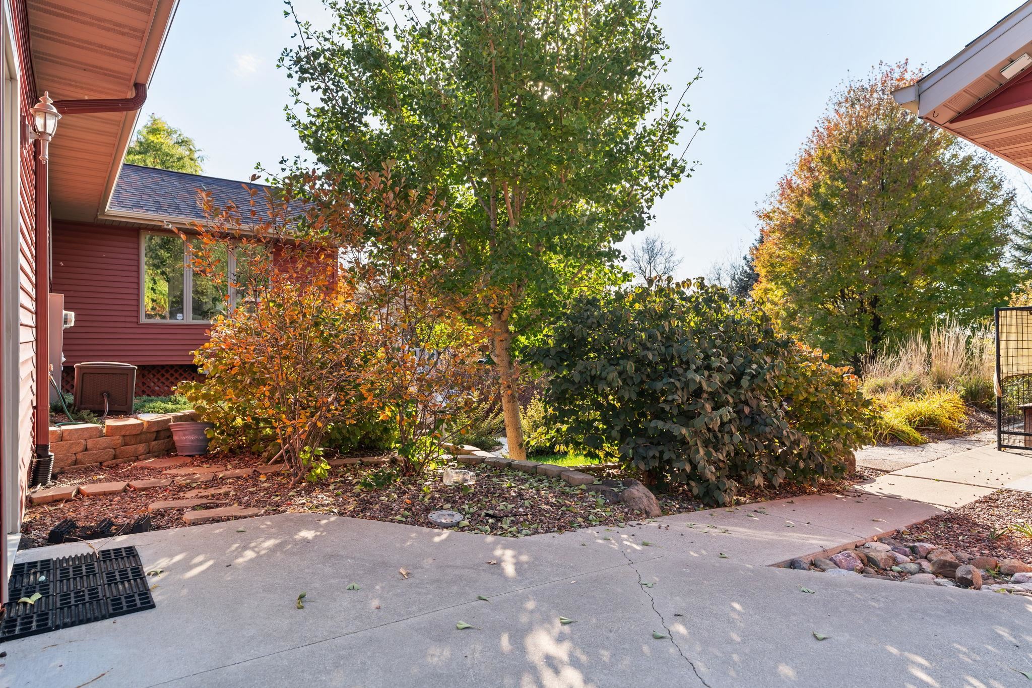 8109 N Robert Drive
