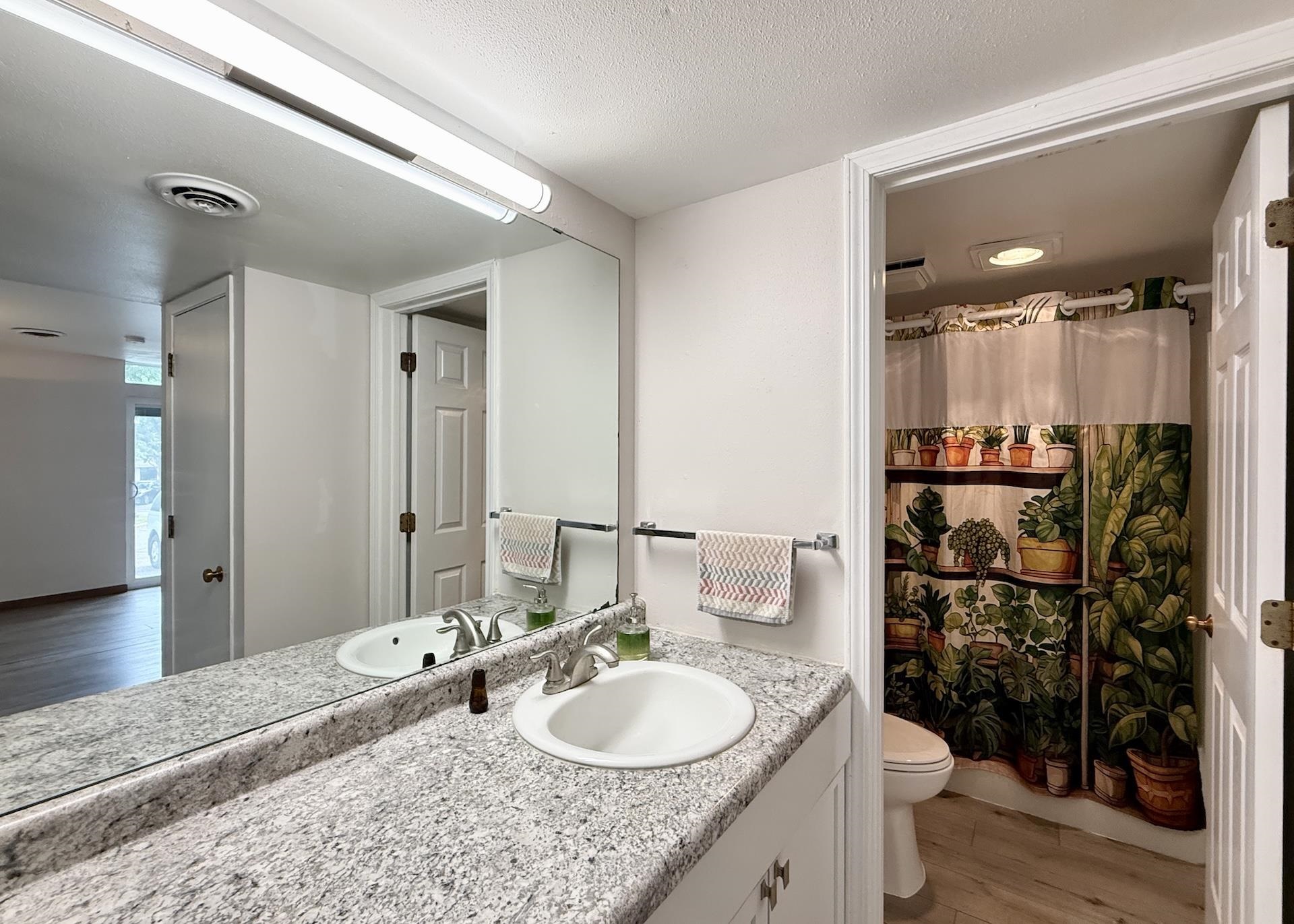 515 D'Onofrio Drive 1