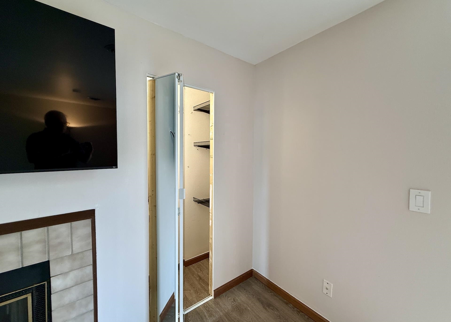 515 D'Onofrio Drive 1