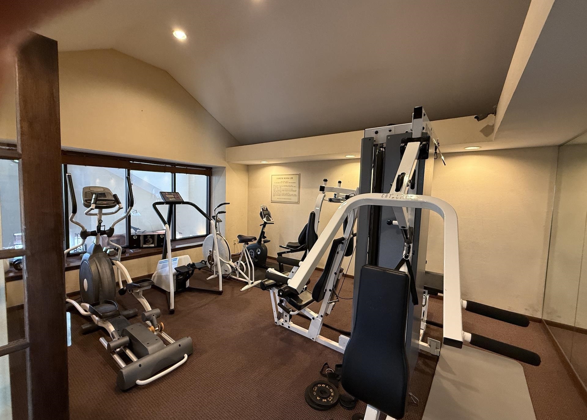 515 D'Onofrio Drive 1