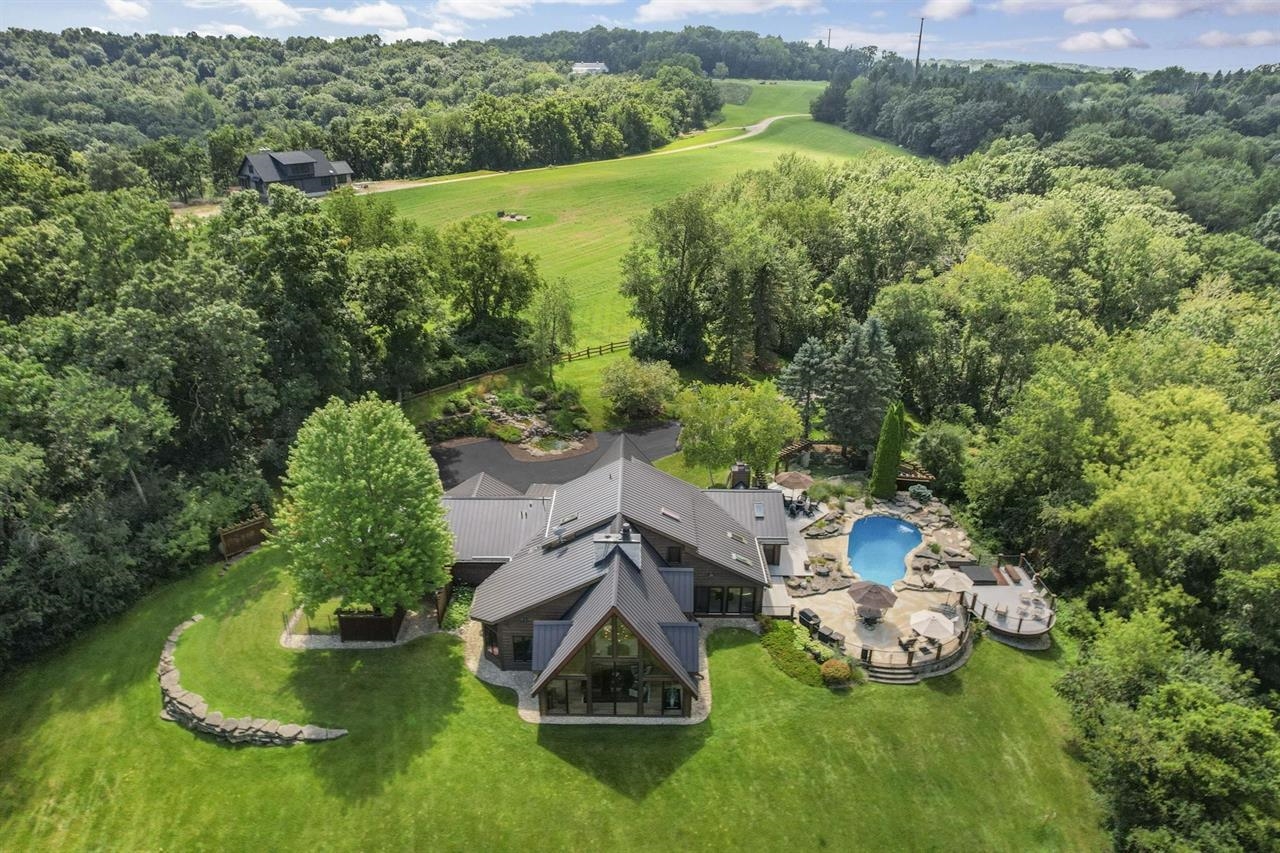 4274 County Hwy P