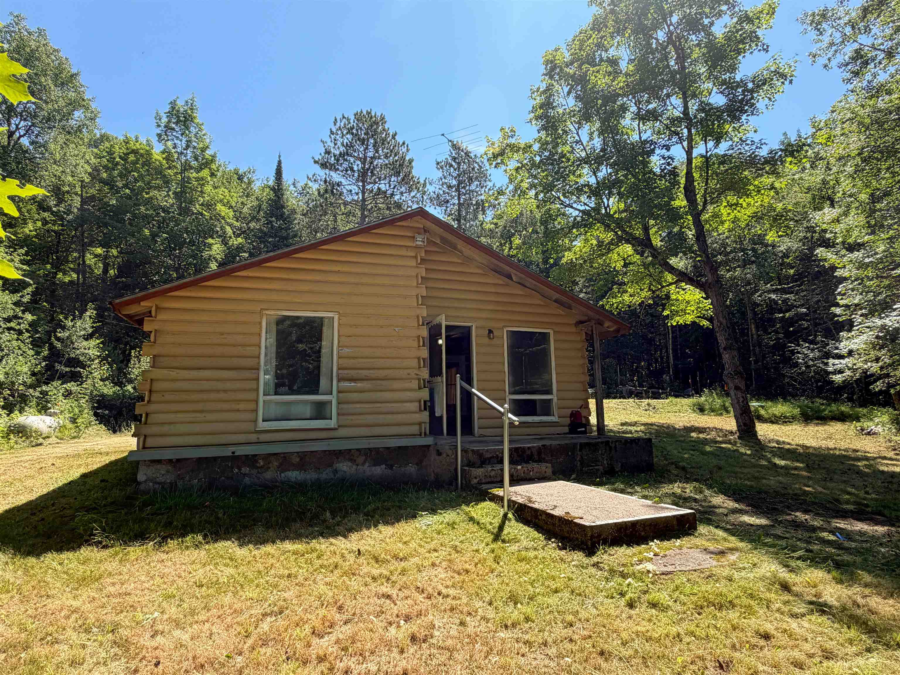 7345 County Hwy W