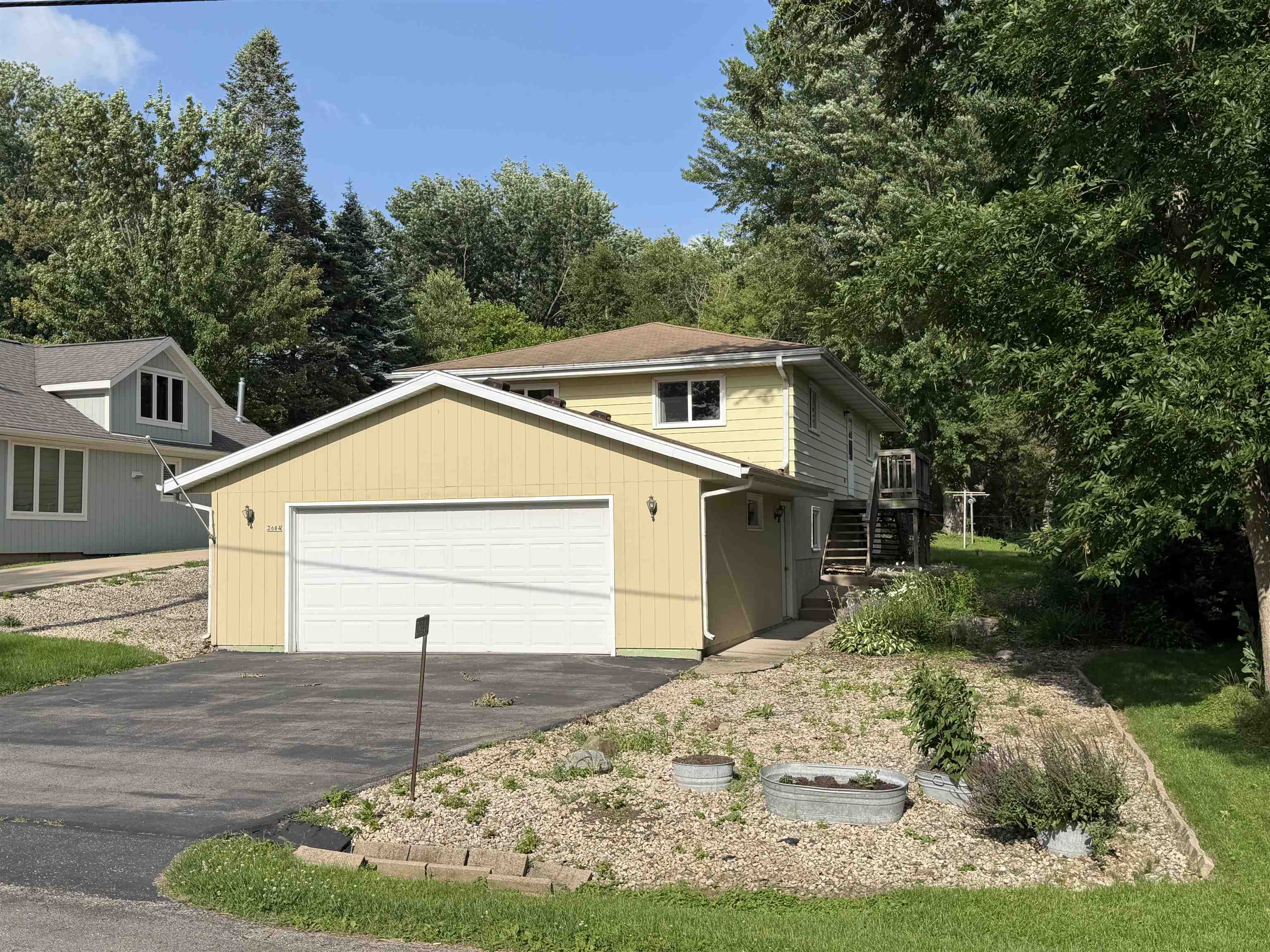 2684 Tower Road