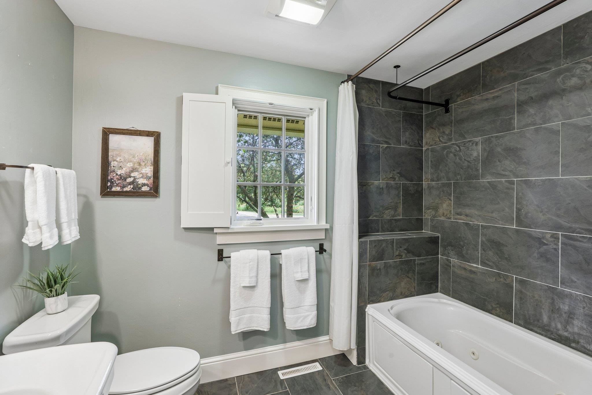 6837 Woodland Drive