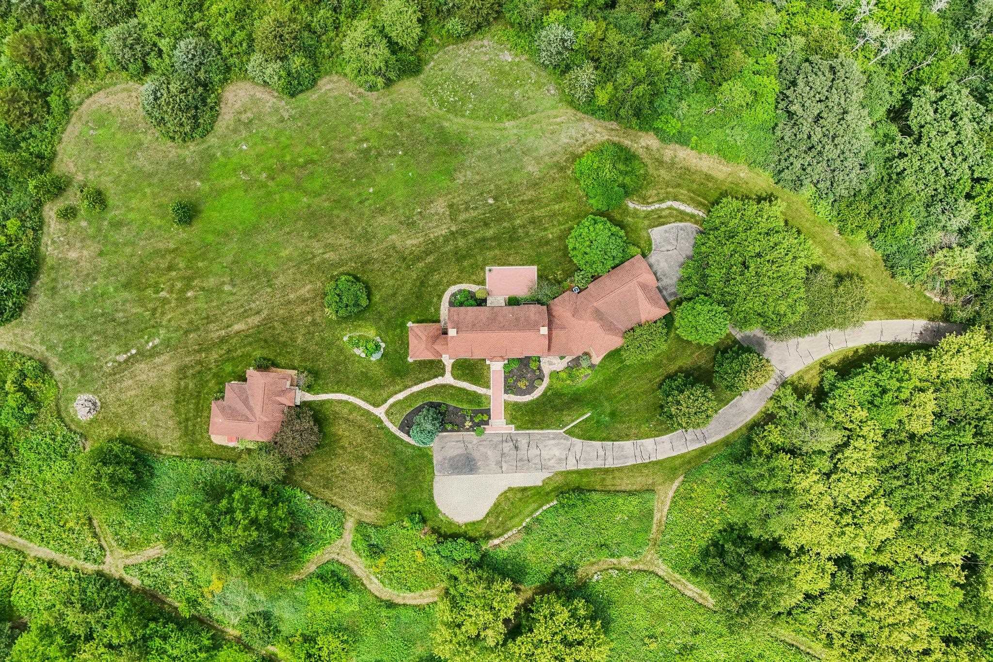 6837 Woodland Drive