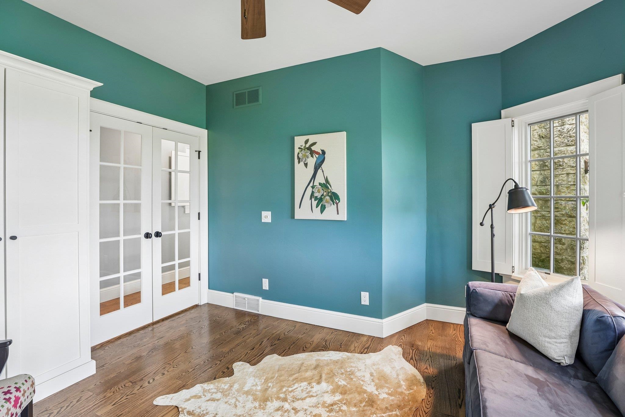 6837 Woodland Drive