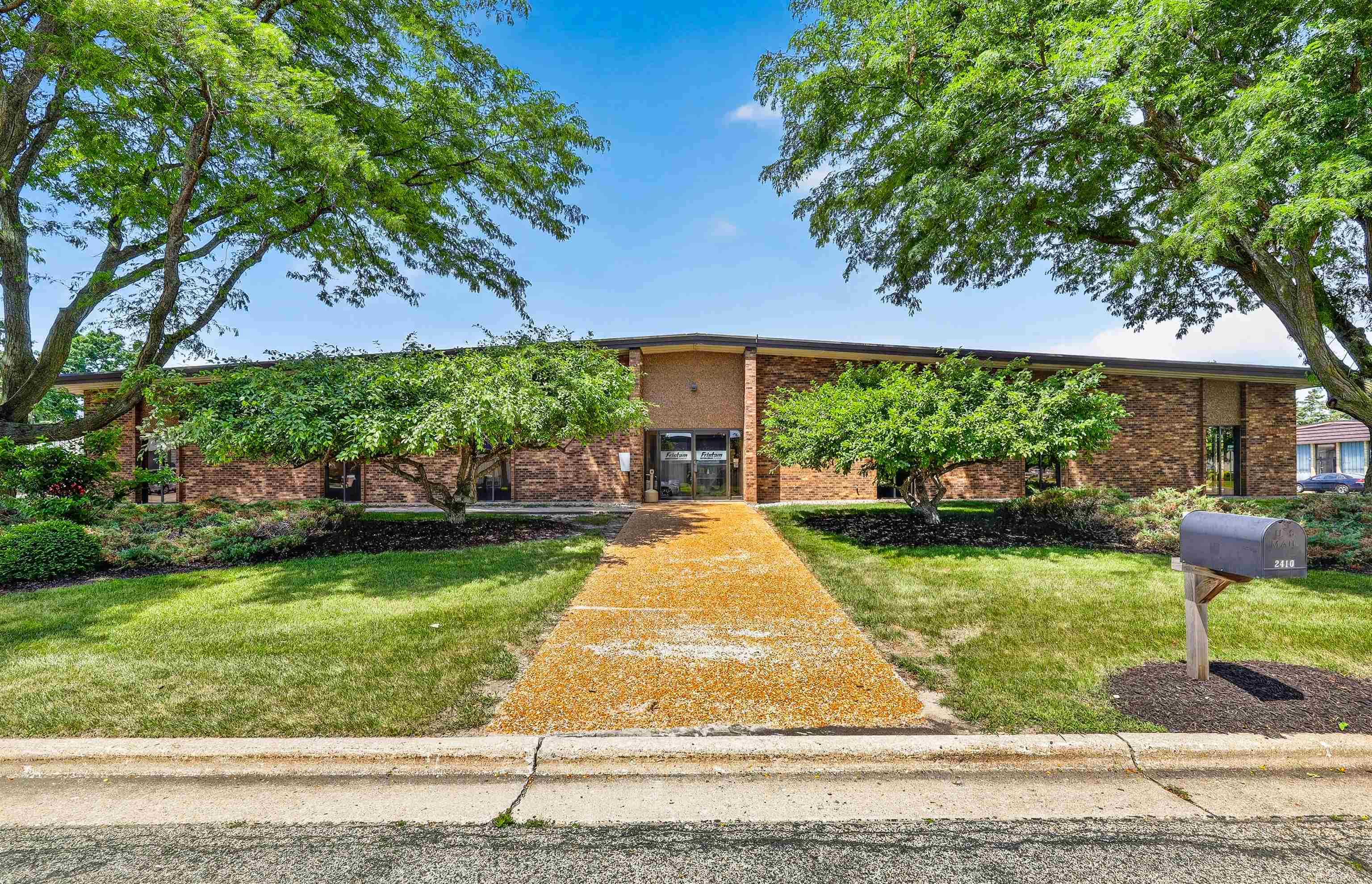 2410 Parview Road