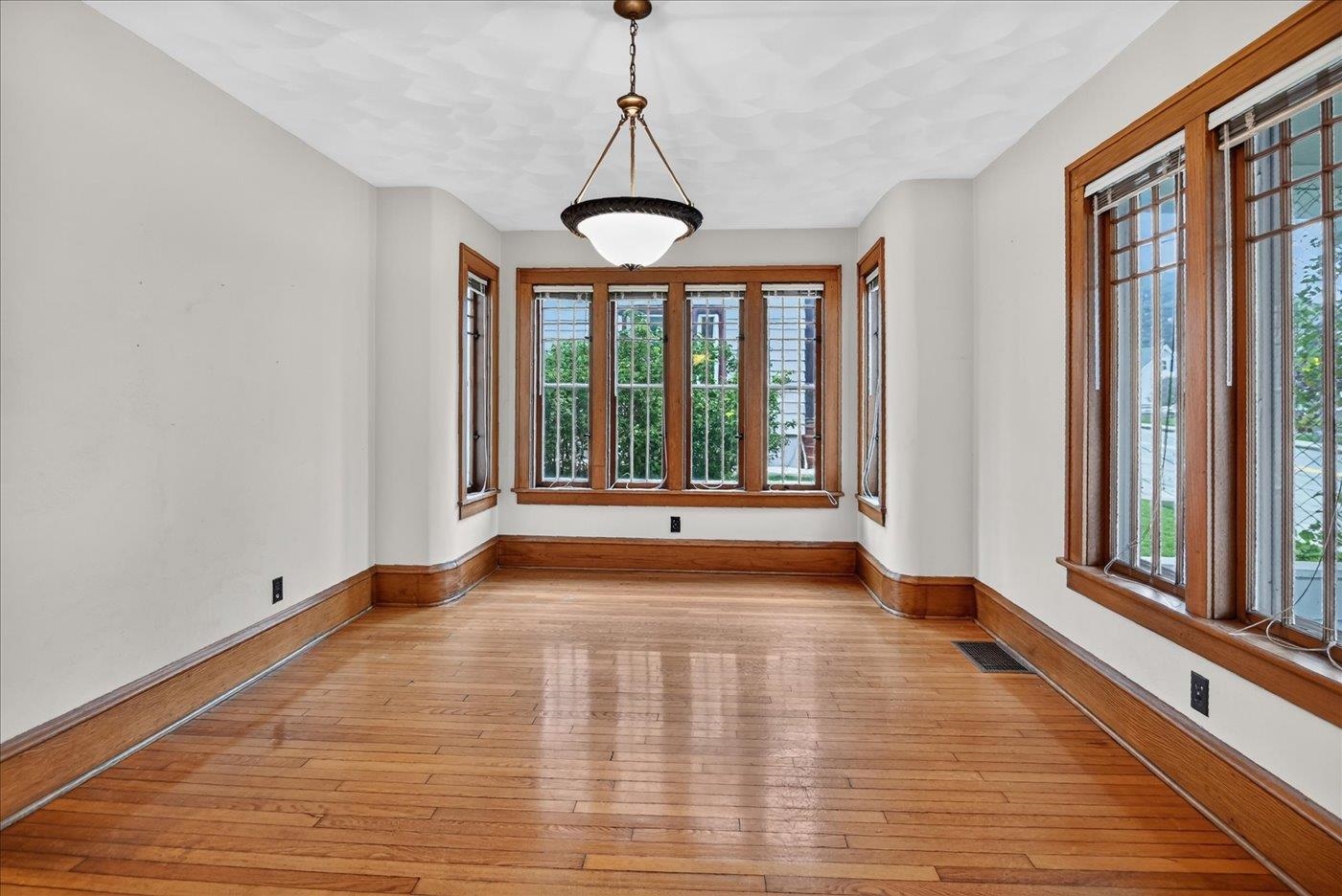 106 S 8th Street