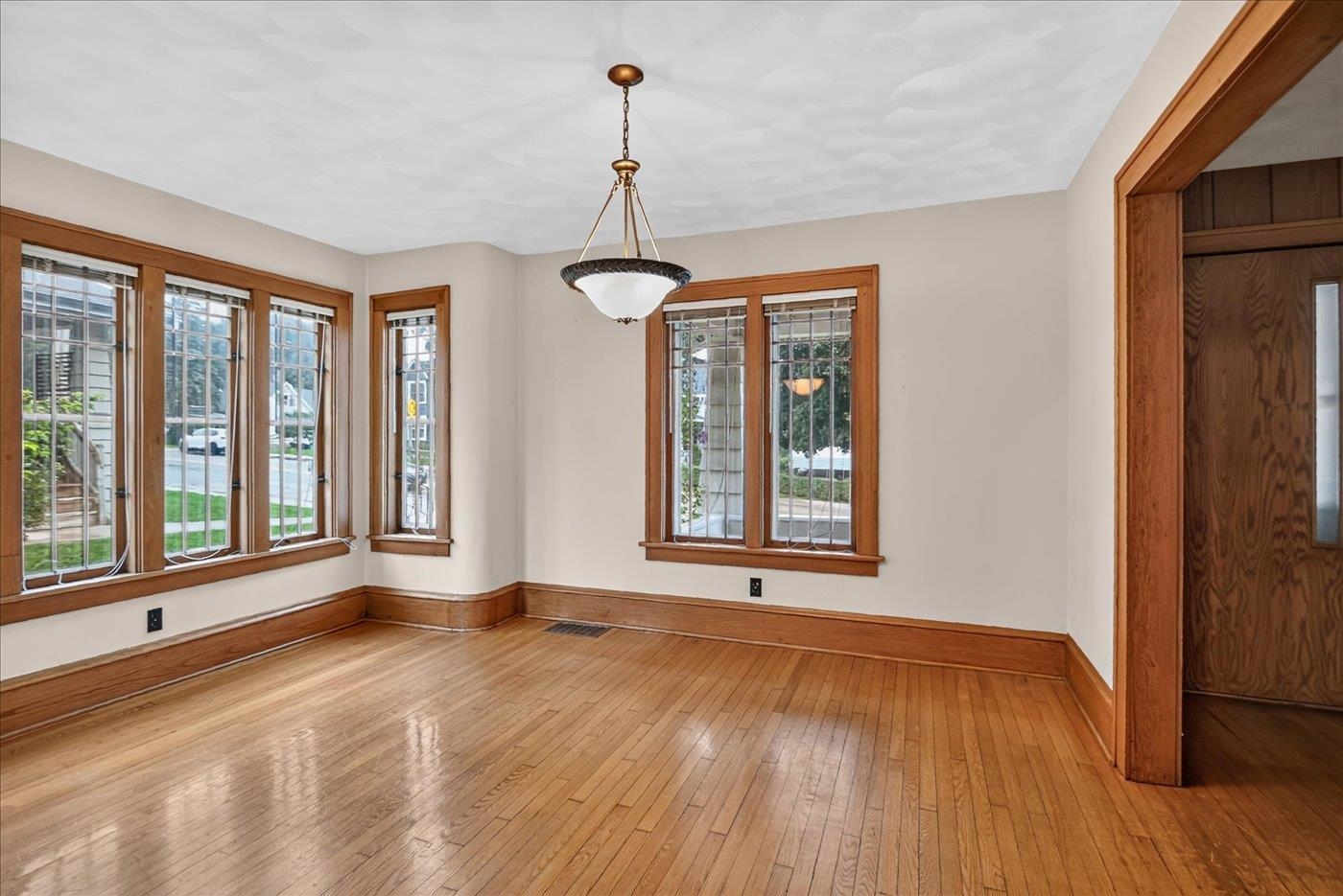 106 S 8th Street