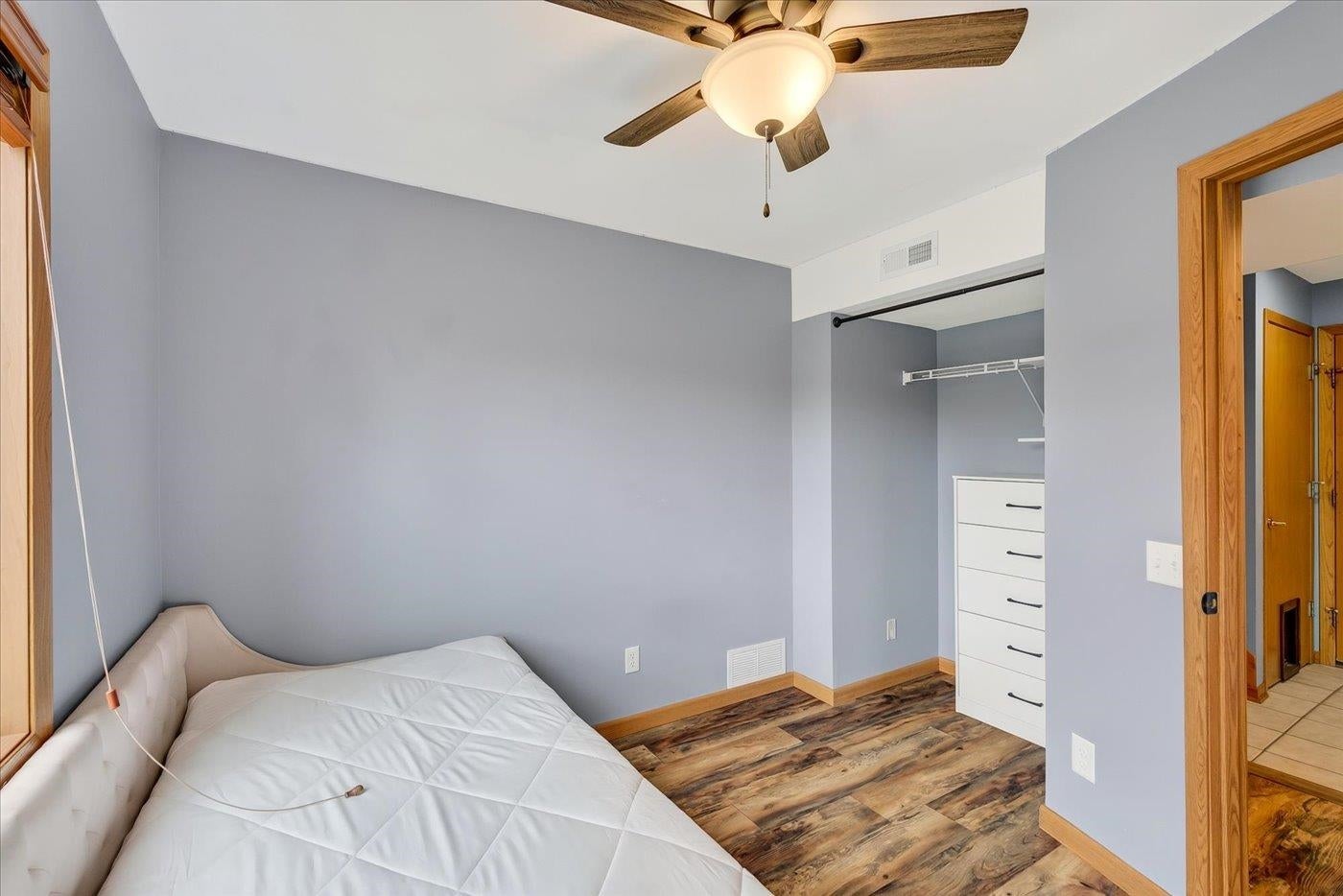 5117 Leanne Lane
