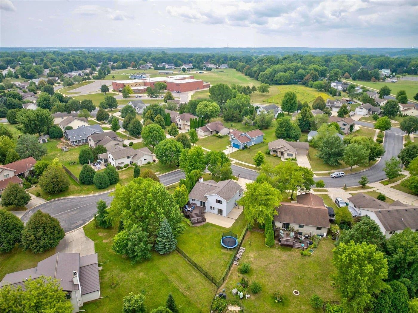 5117 Leanne Lane