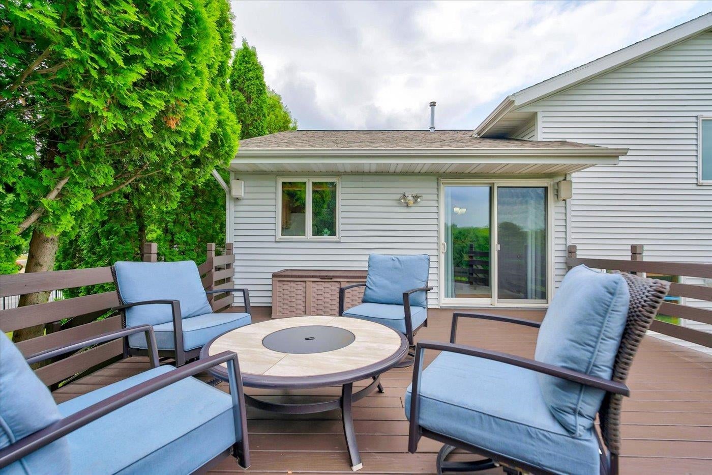 5117 Leanne Lane