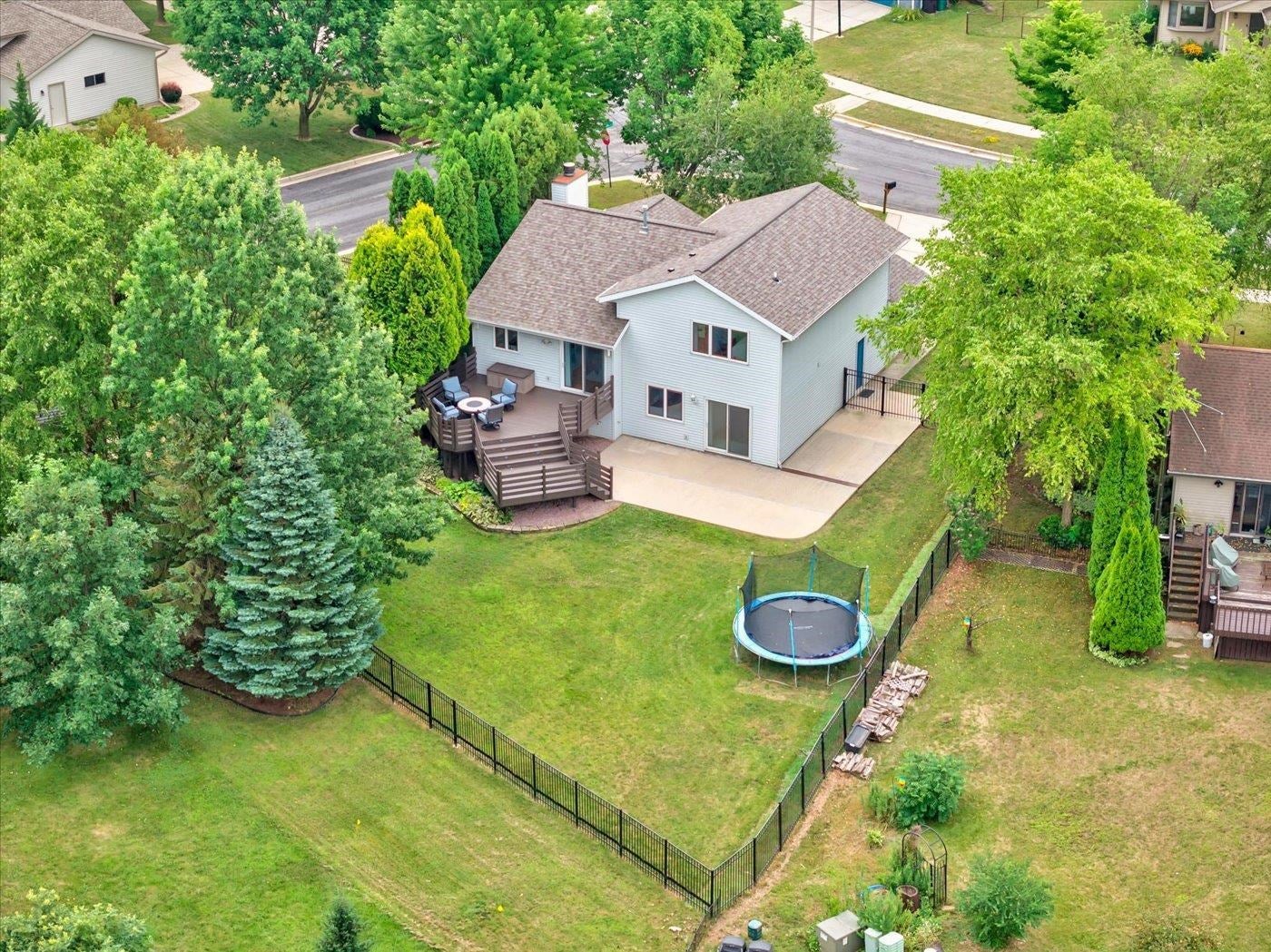 5117 Leanne Lane