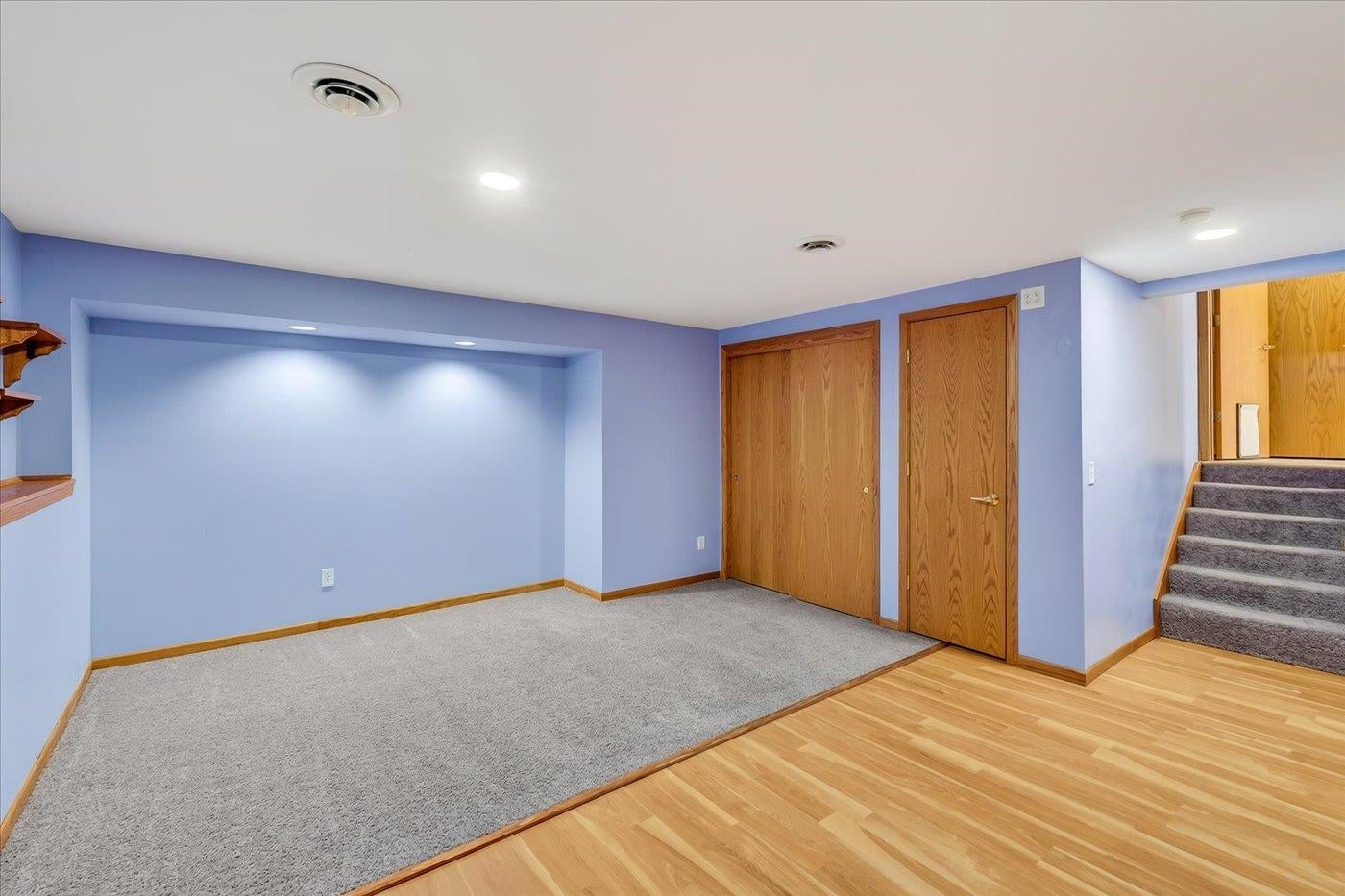 5117 Leanne Lane