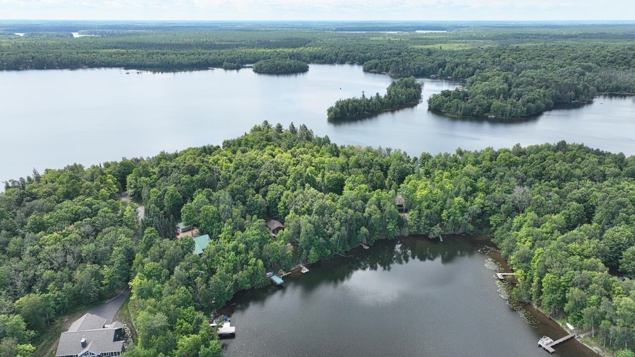 7067 Island View Road