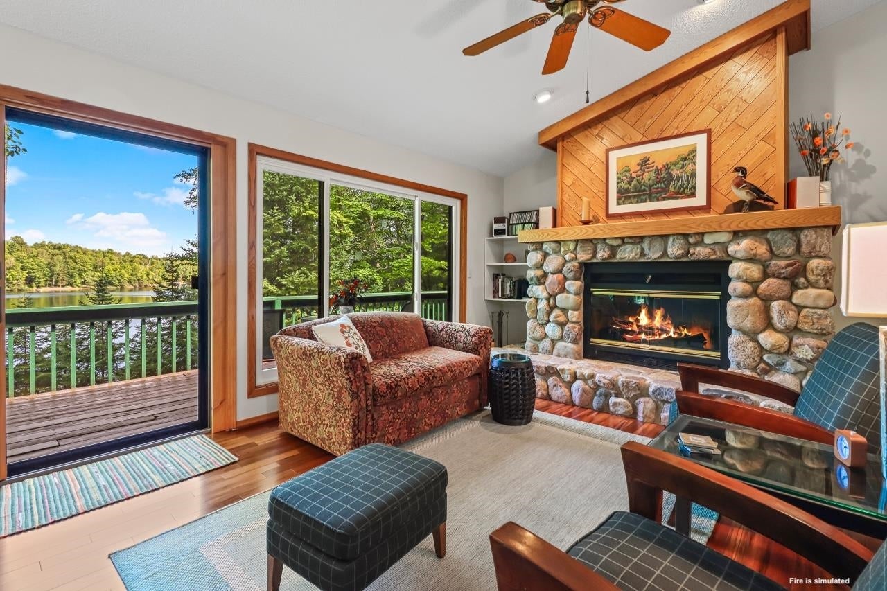 7067 Island View Road