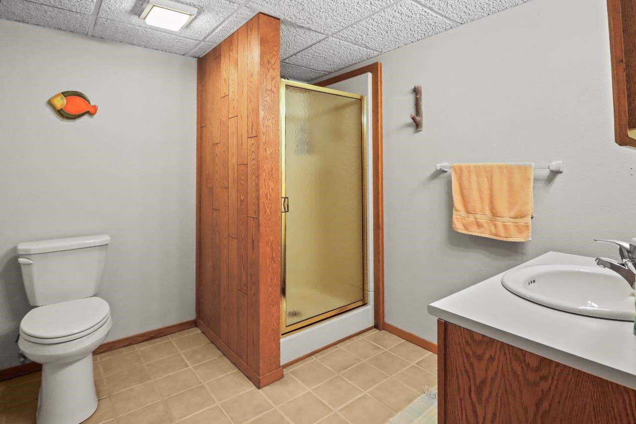 7067 Island View Road