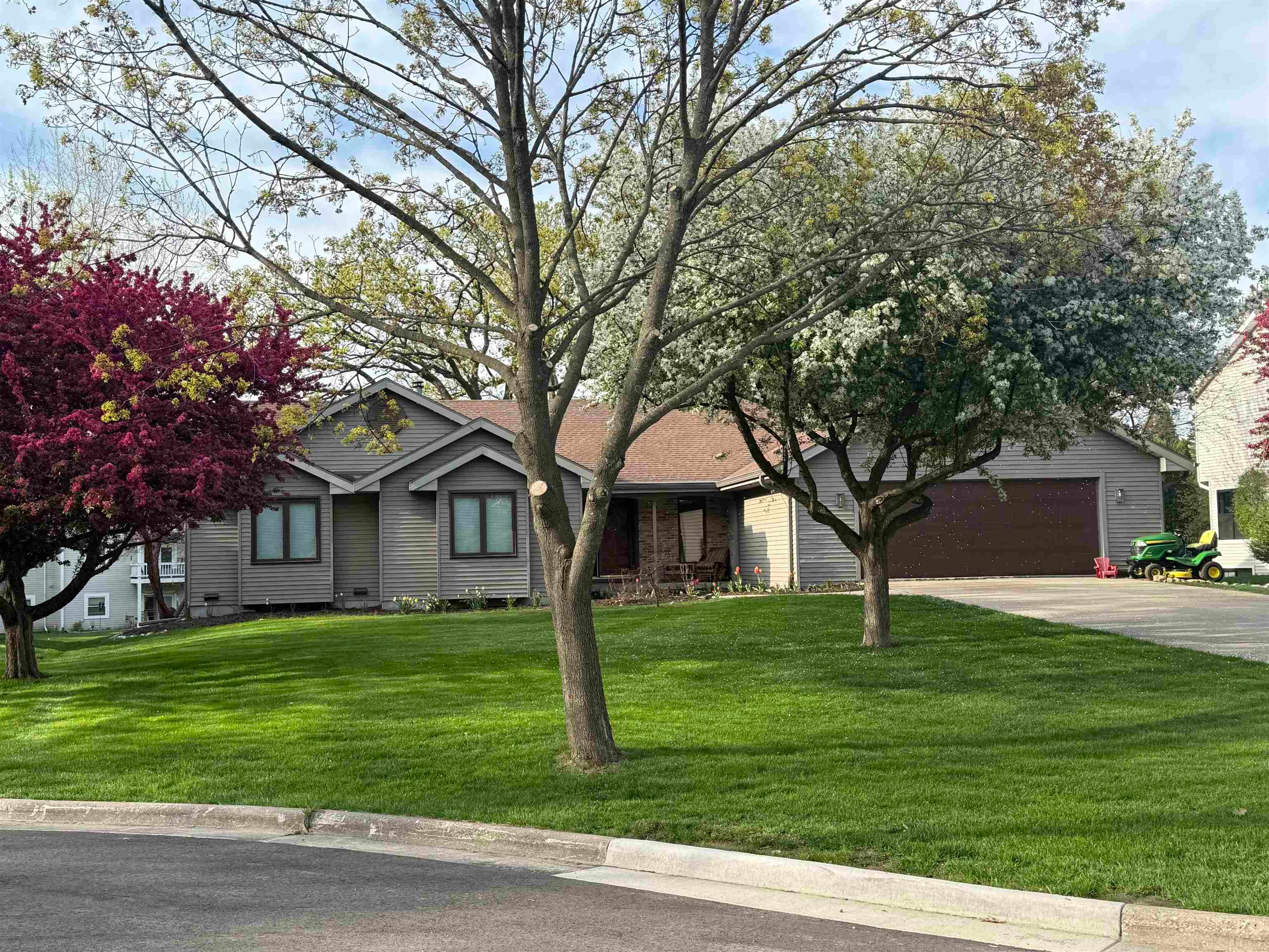 308 Fox Circle