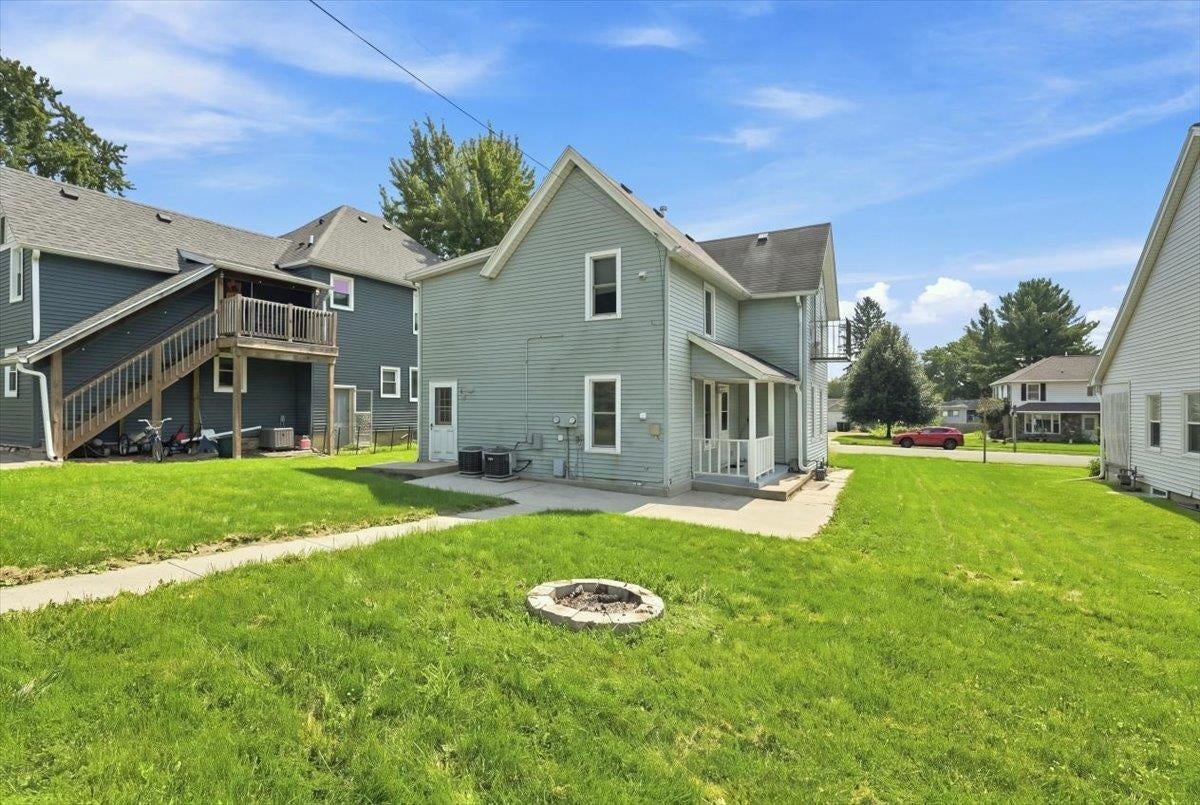 444-446 E Holum Street