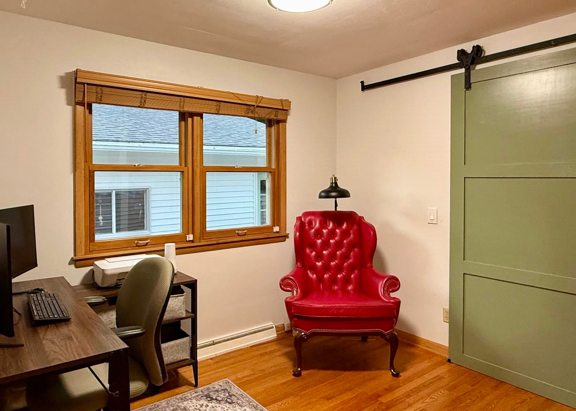 5318 Regent Street
