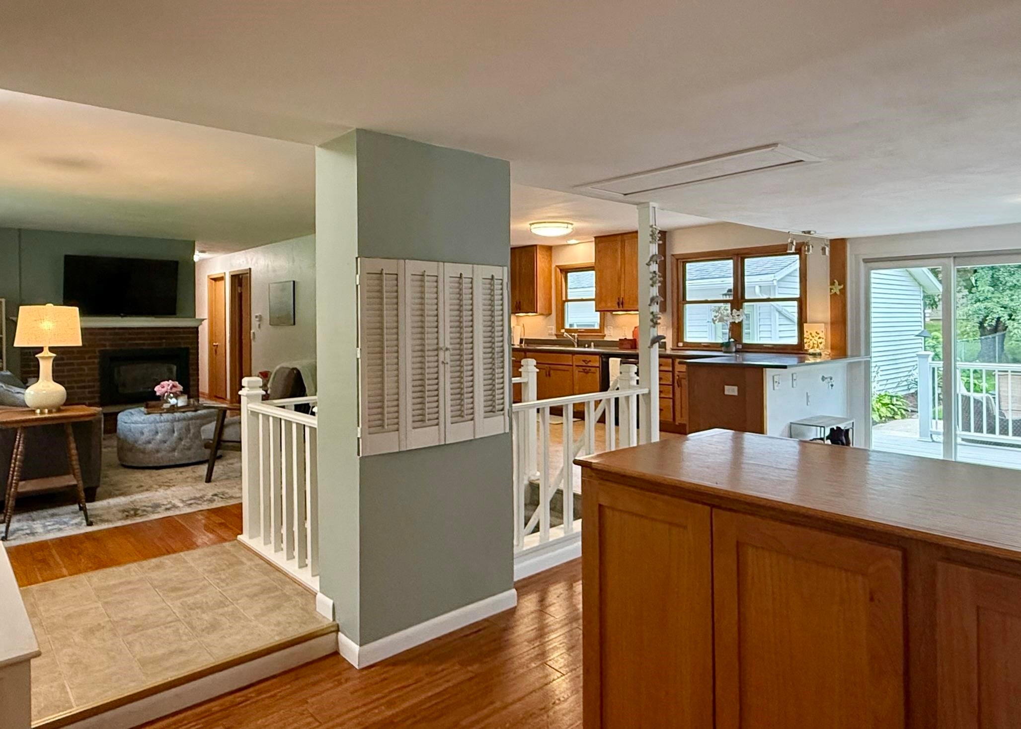 5318 Regent Street
