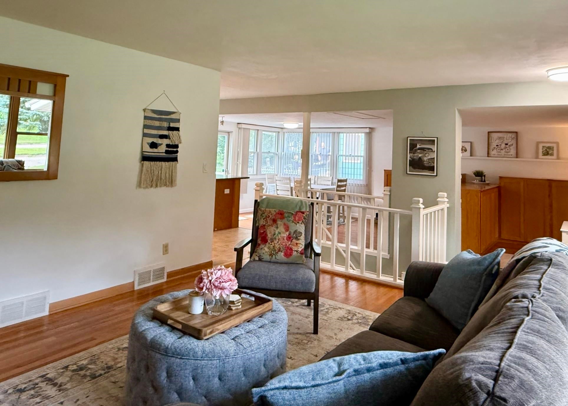 5318 Regent Street