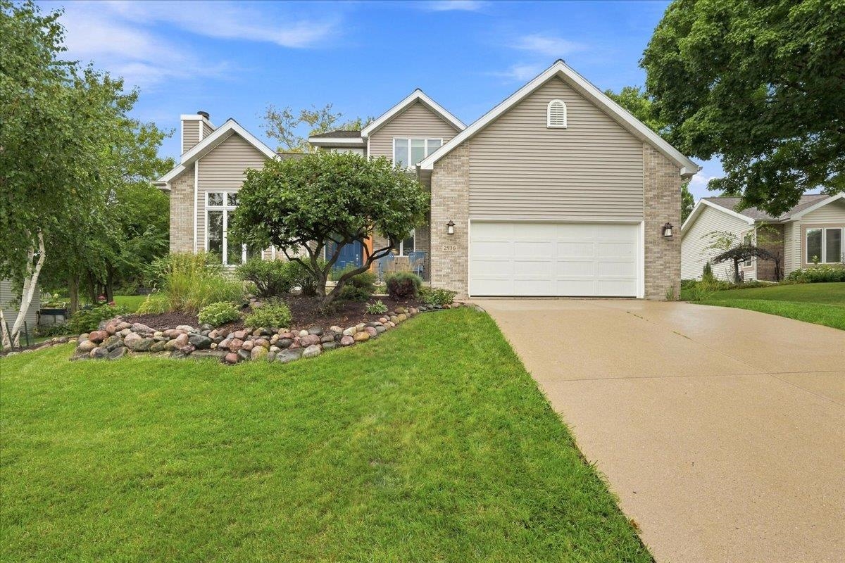 2936 Maple Run Drive