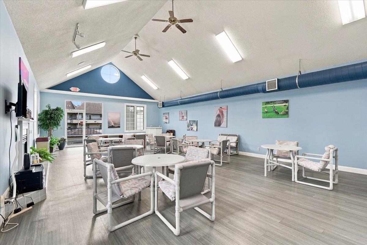 5383 Mariners Cove Drive Unit: 414