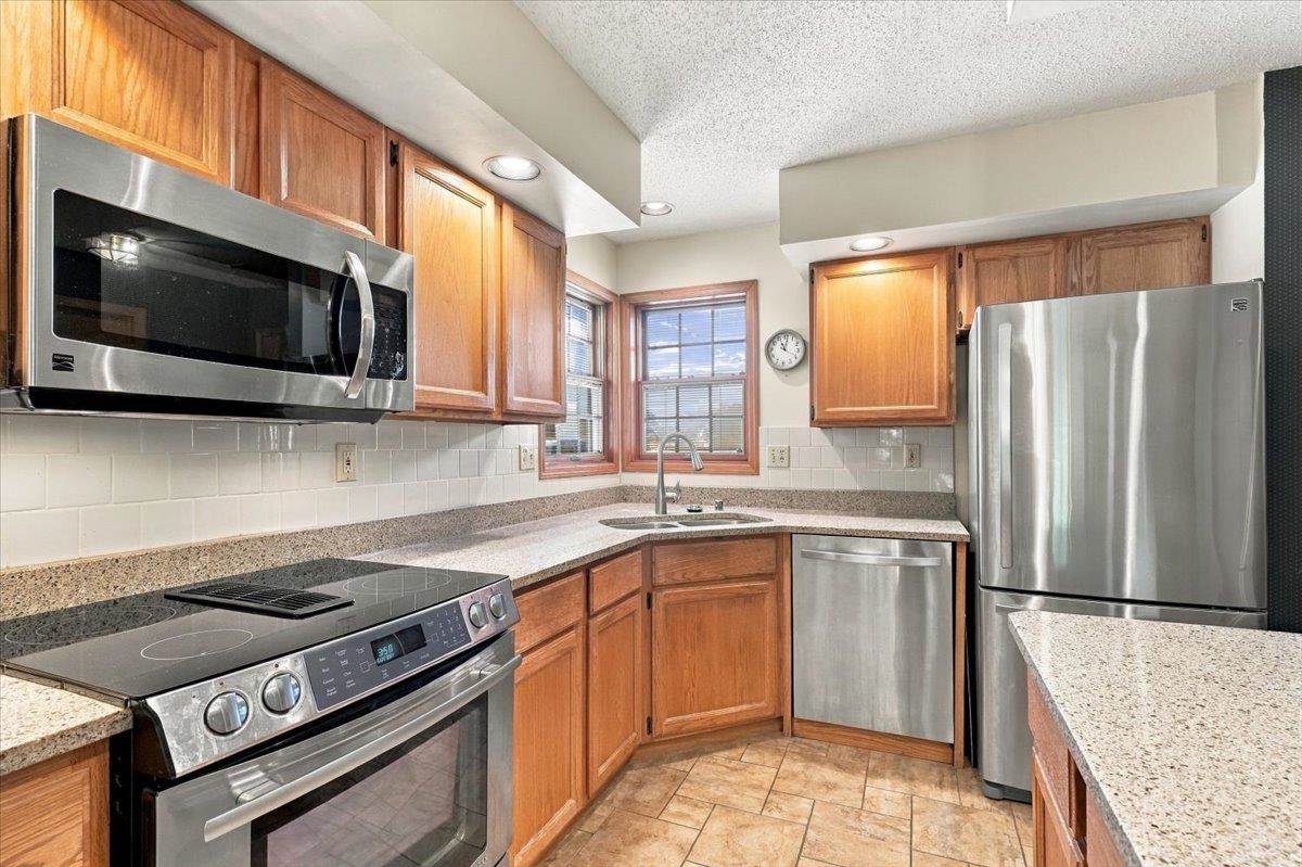 5383 Mariners Cove Drive Unit: 414