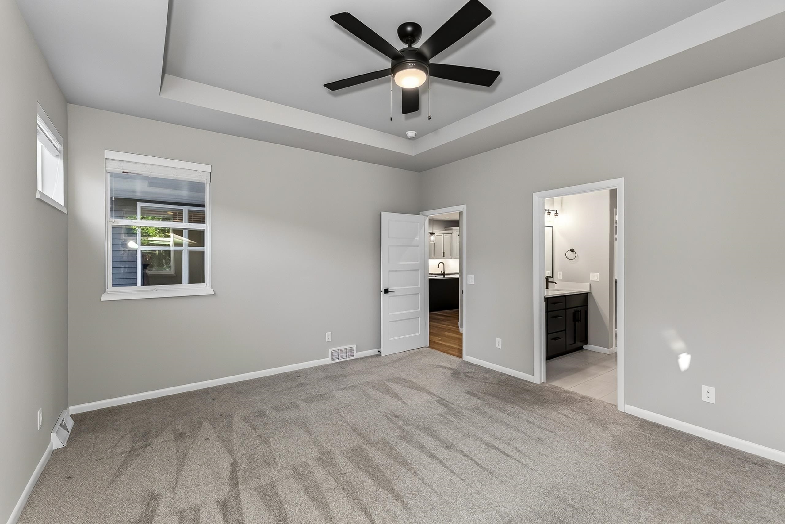 662 Hillcrest Drive